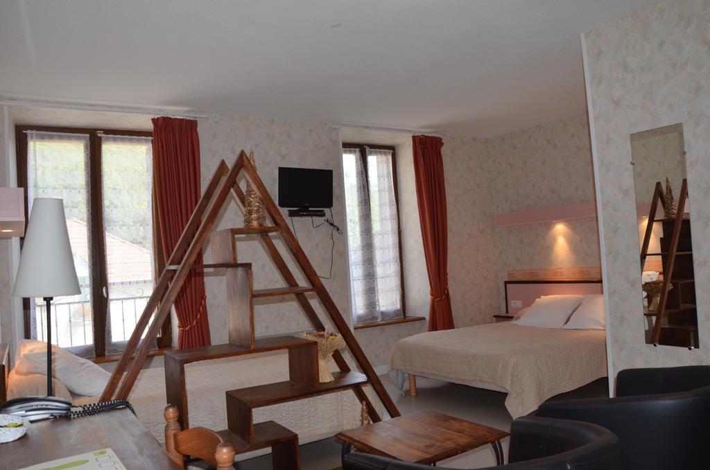 Logis Auberge De L'Allagnonette Saint-Poncy Luaran gambar
